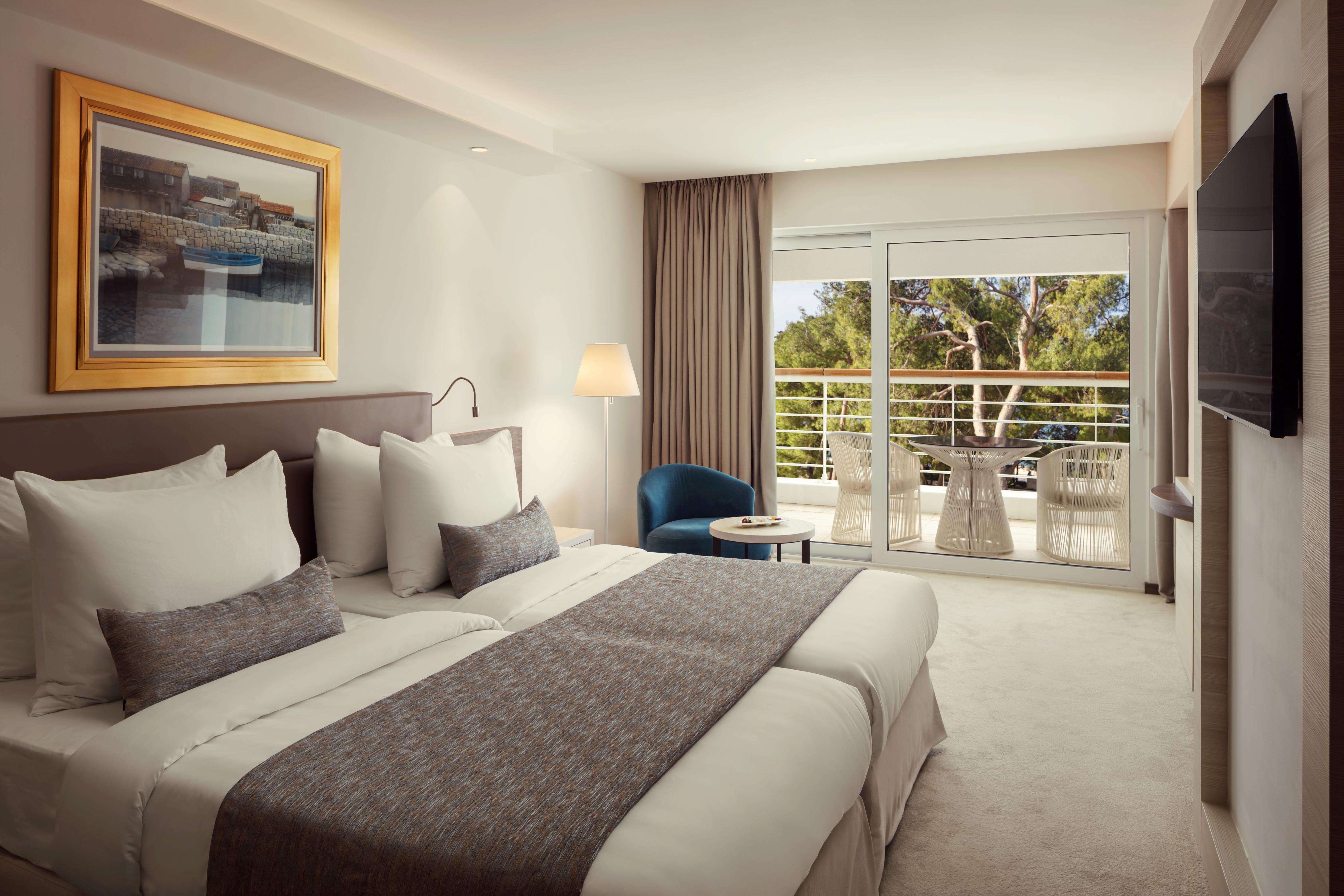 Superior, Sea Side, Balcony