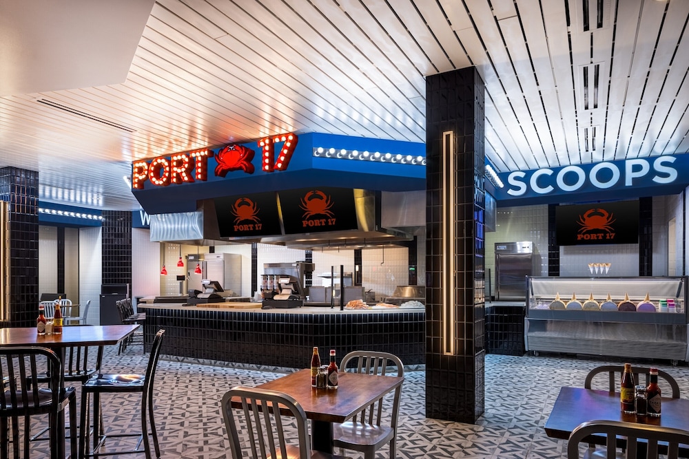 Harrah's Gulf Coast - A Caesars Rewards Destination 30/48