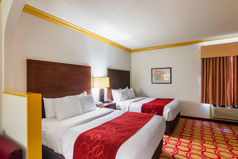 UPGRADE, SUITE, 2 QUEEN BEDS