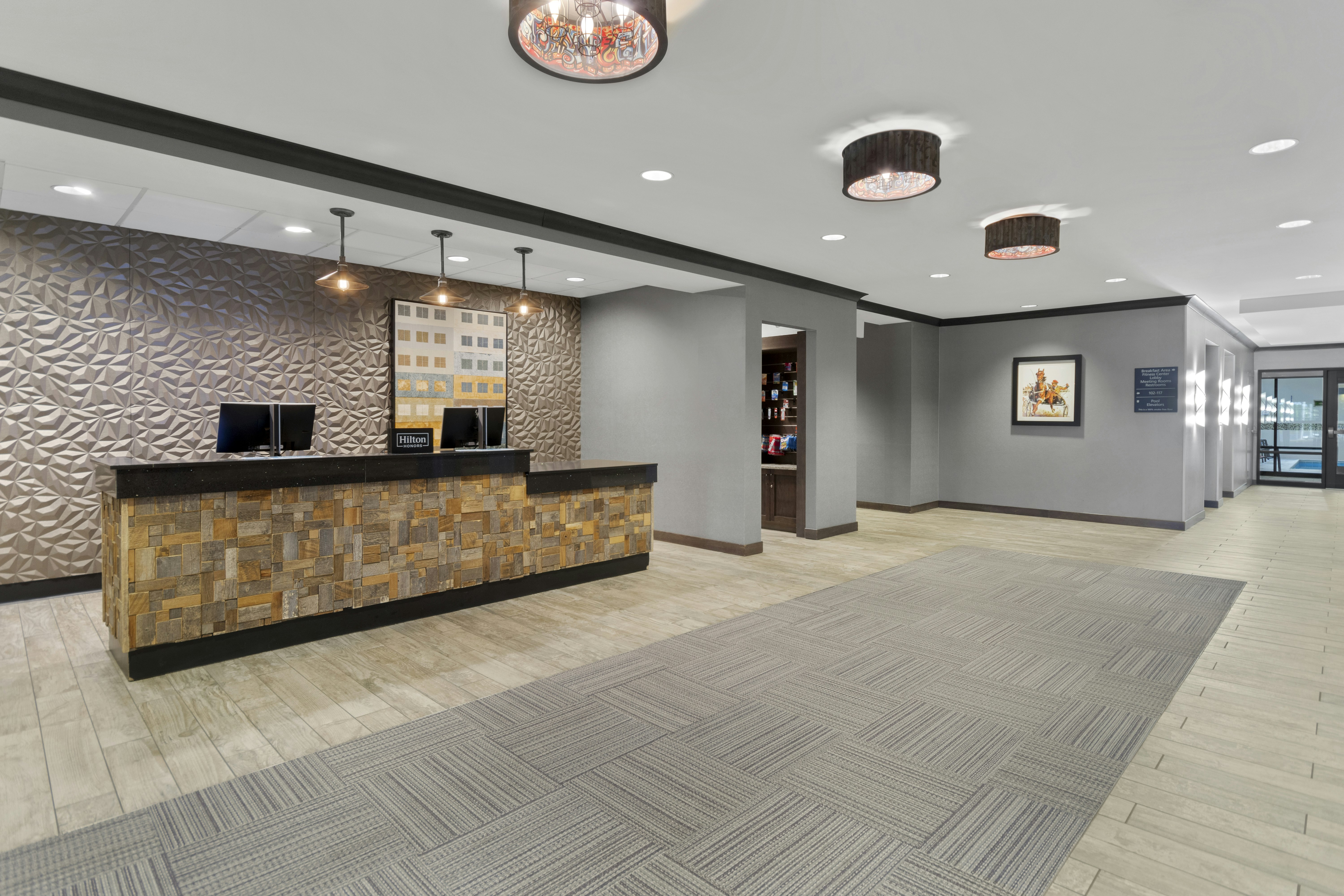Lobby at Hampton Inn And Suites Columbus Scioto Downs, COLUMBUS - OH