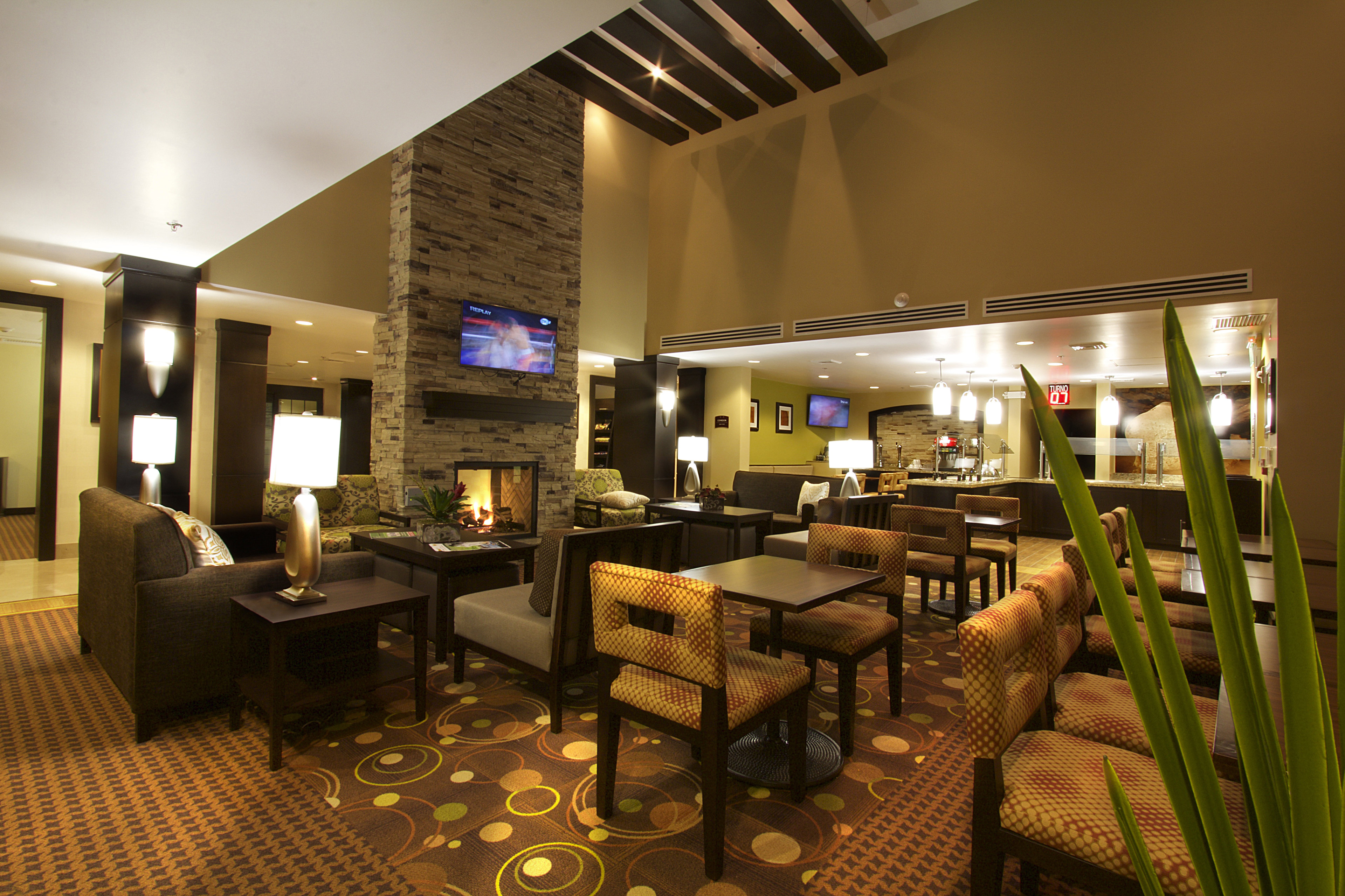 Staybridge Suites CHIHUAHUA 59/73