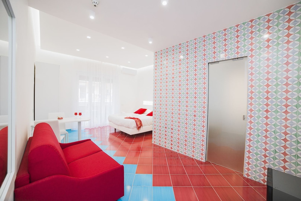Hotel De Rosa 24/32