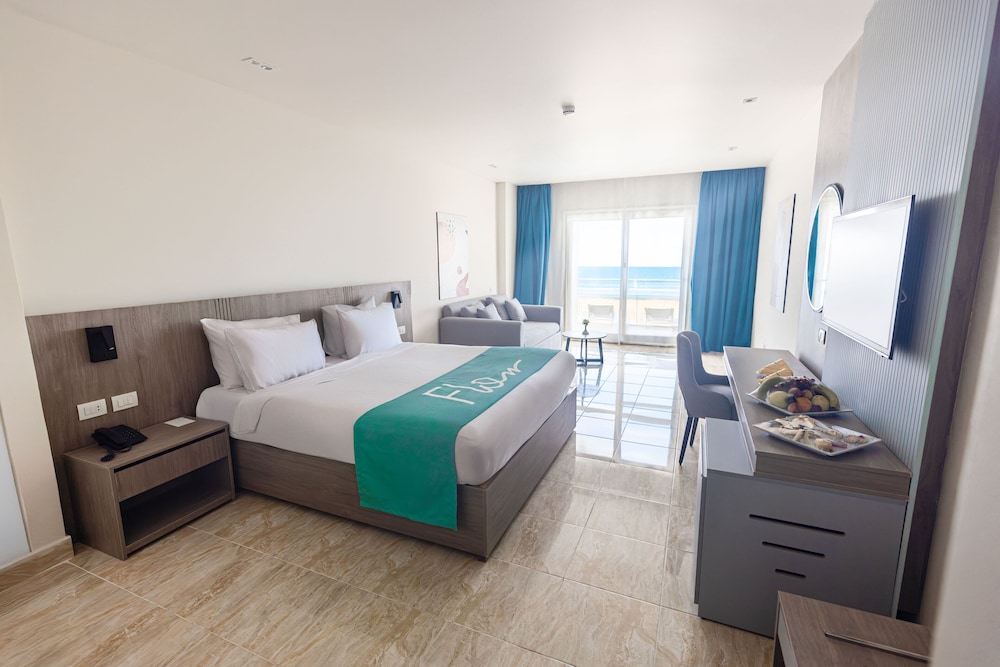 FLOW Spectrum Resort Sahl Hasheesh 24/102