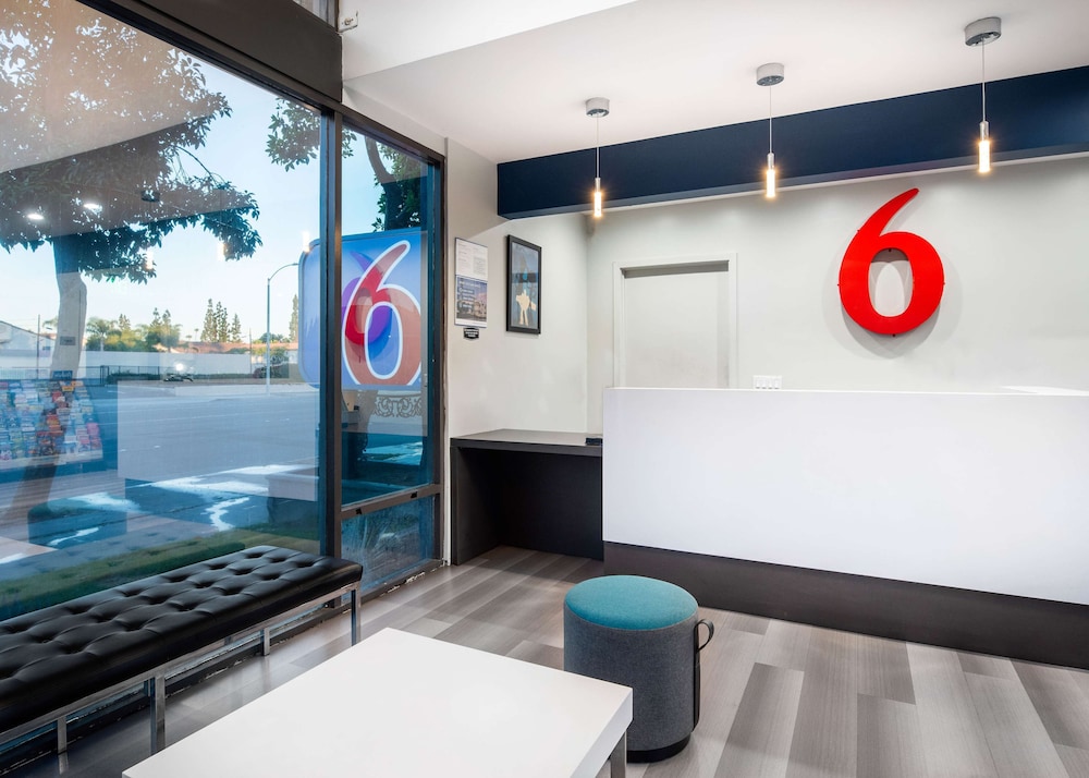 Motel6 Anaheim, CA - Convention Center 28/48