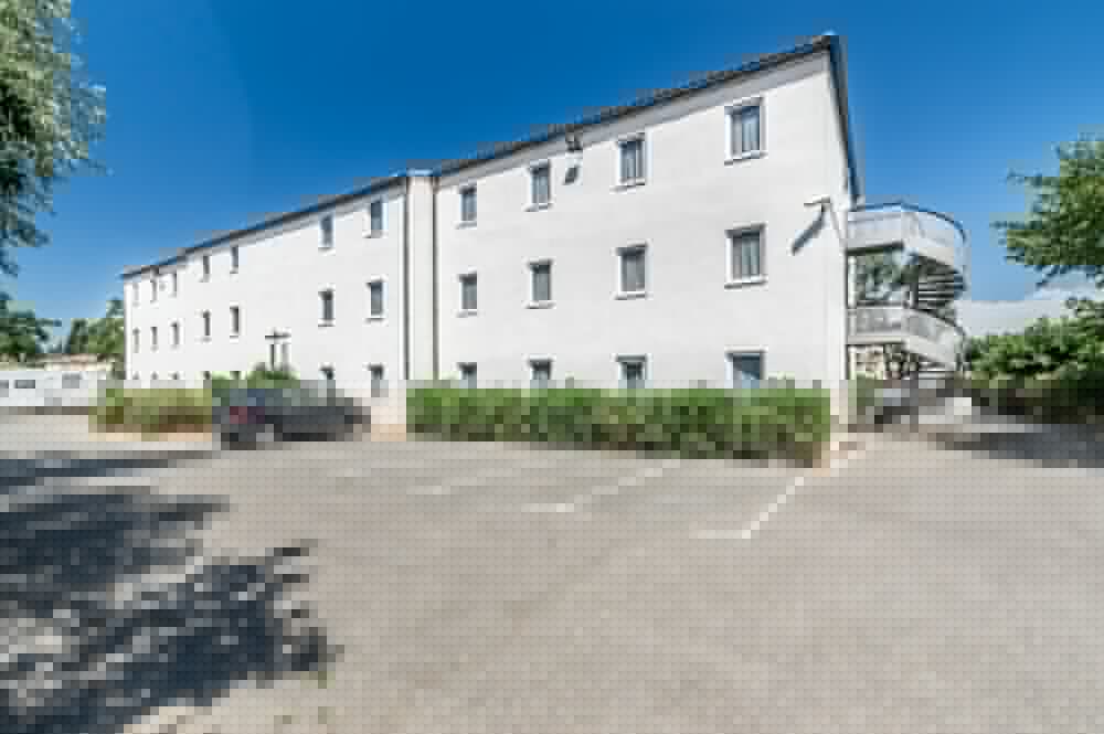 B&B Hotel Frejus Roquebrune sur Argens in ROQUEBRUNE-SUR-ARGENS