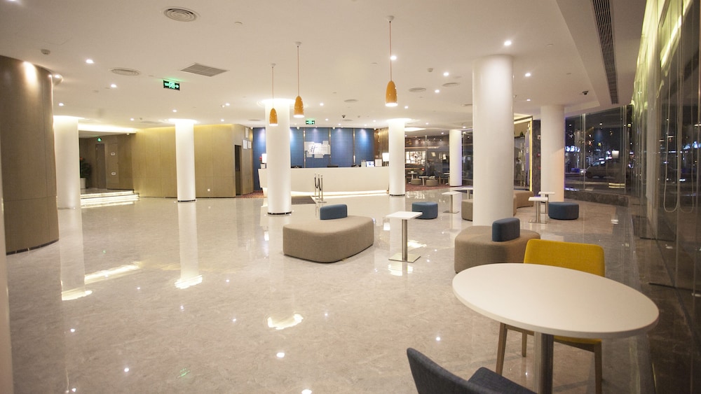 Holiday Inn Express Xiamen City Center 13/52