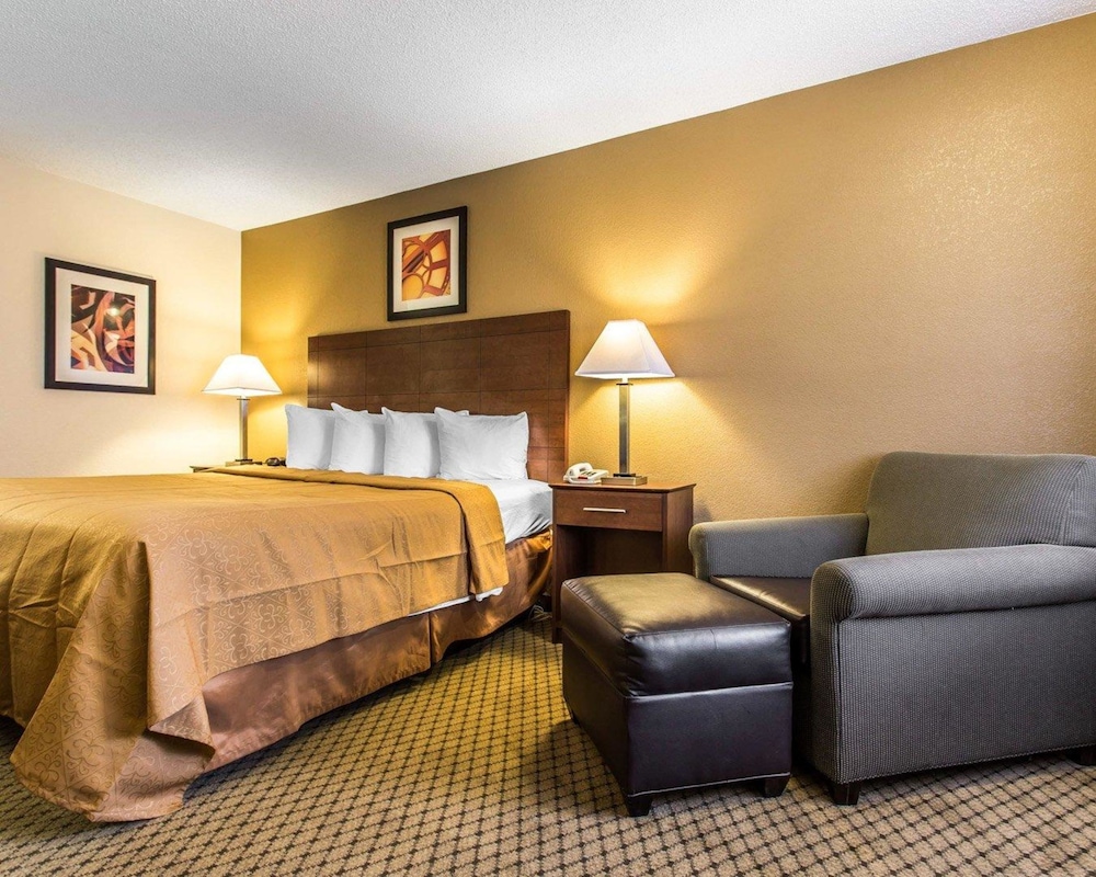 Quality Inn And Suites Southlake 24/49