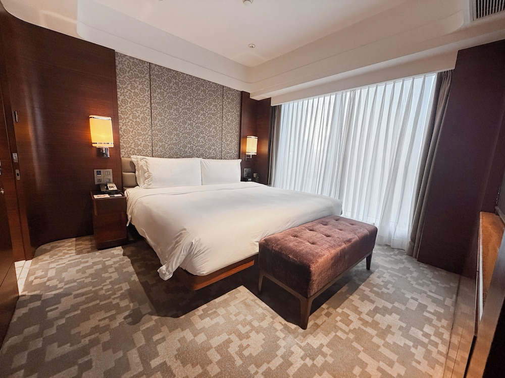 1 BEDROOM, SUITE, SEA VIEW