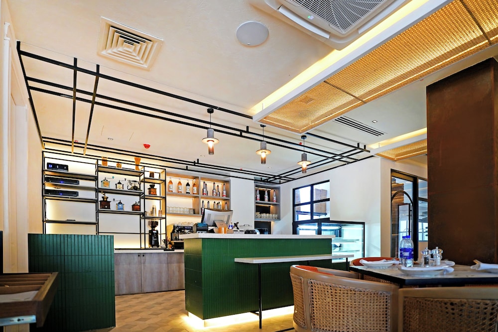 Ambiance Boutique Art Hotel Islamabad 7/78