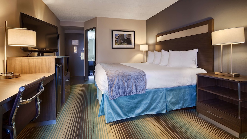 O Hare North Elk Grove Hotel detail