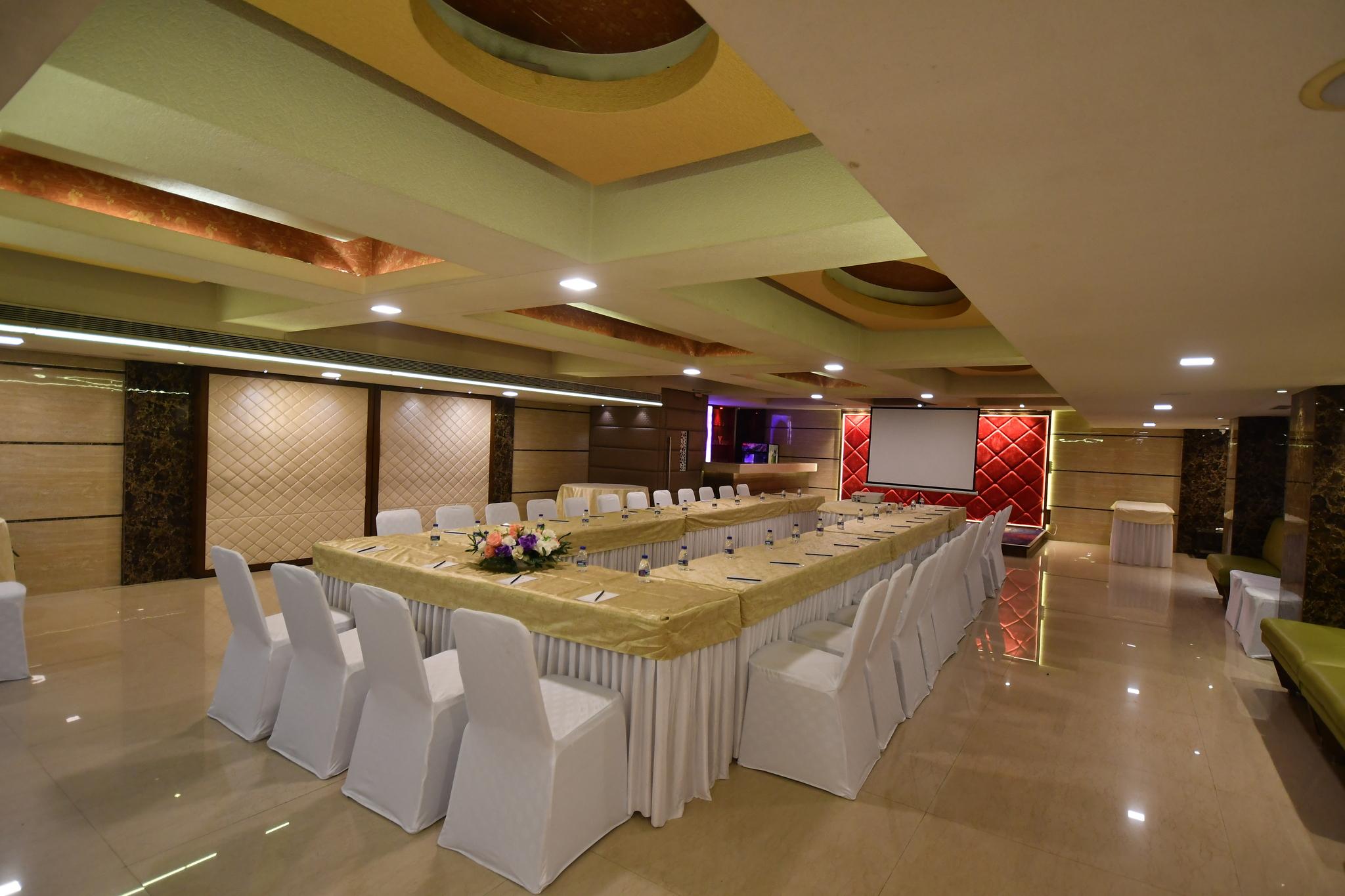 Hotel Vihang's Inn 6/22