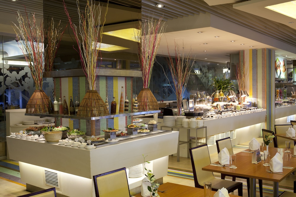 NagaWorld Hotel & Entertainment Complex 36/50