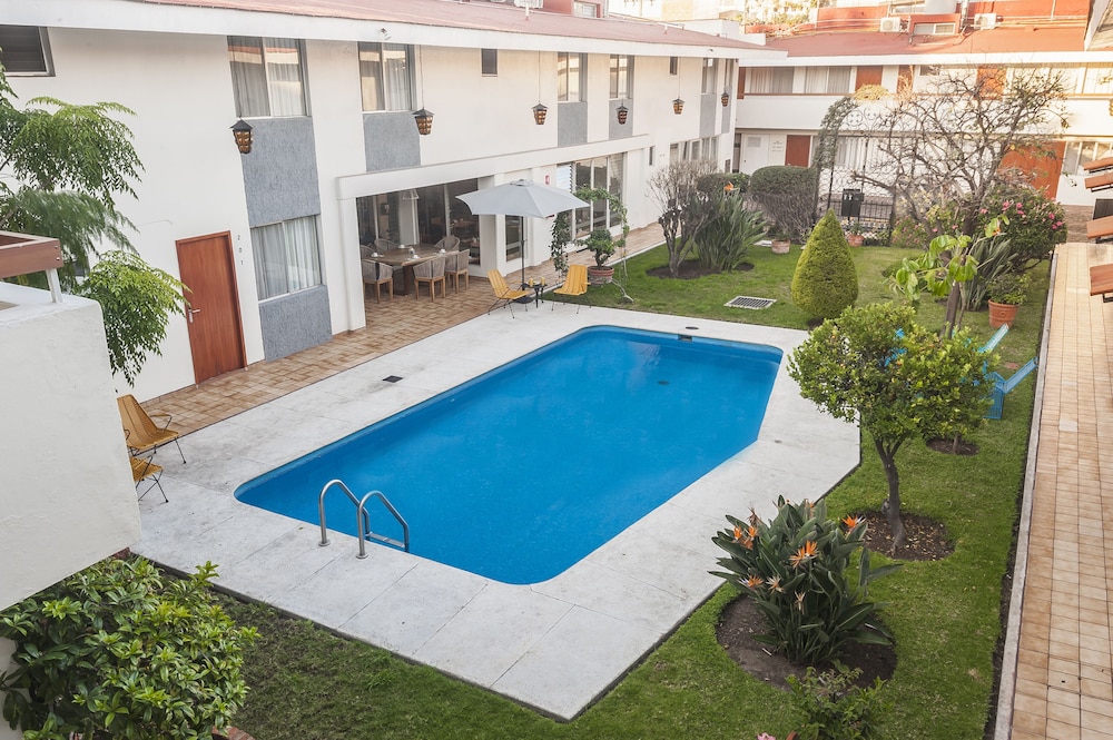 Hotel Isabel 5/65