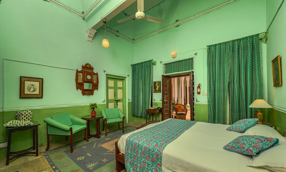 The Piramal Haveli (20th Century; Shekhavati, Rajasthan) 18/39