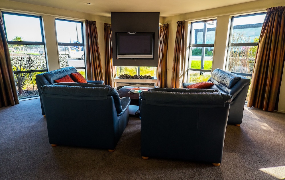 Coleraine Motel 32/34