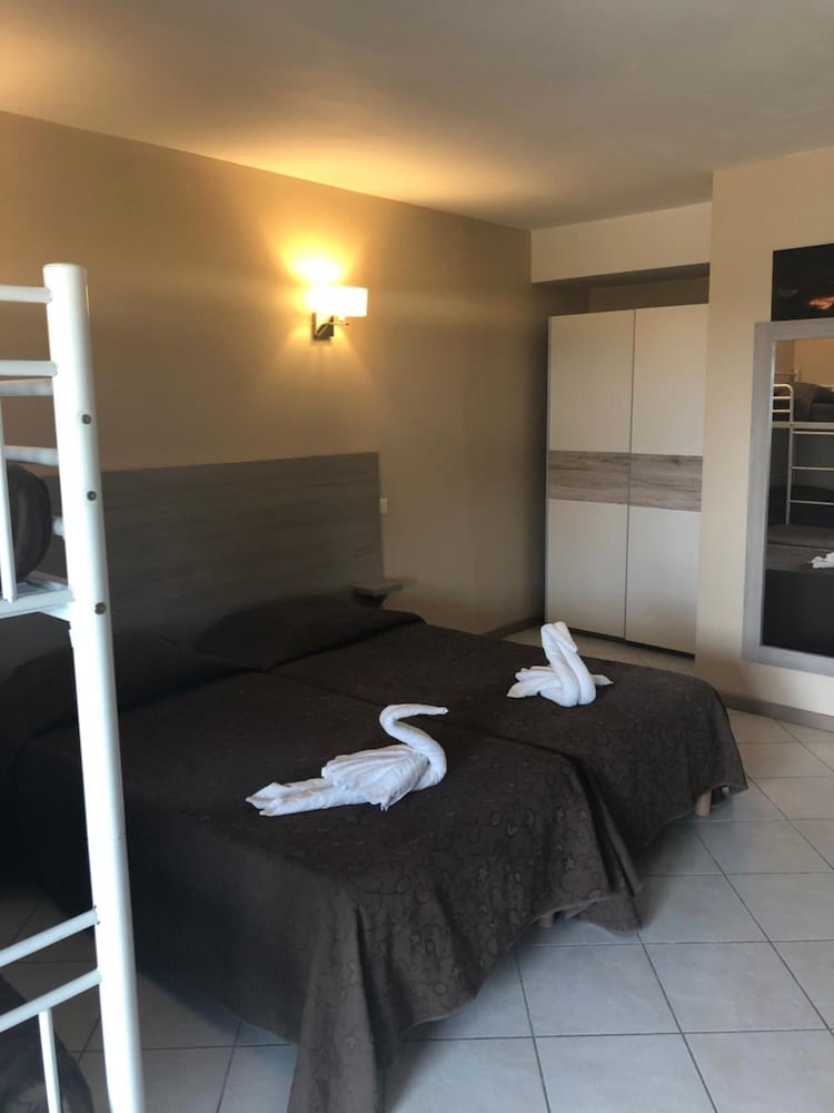 Hôtel Clair De Lune 18/46
