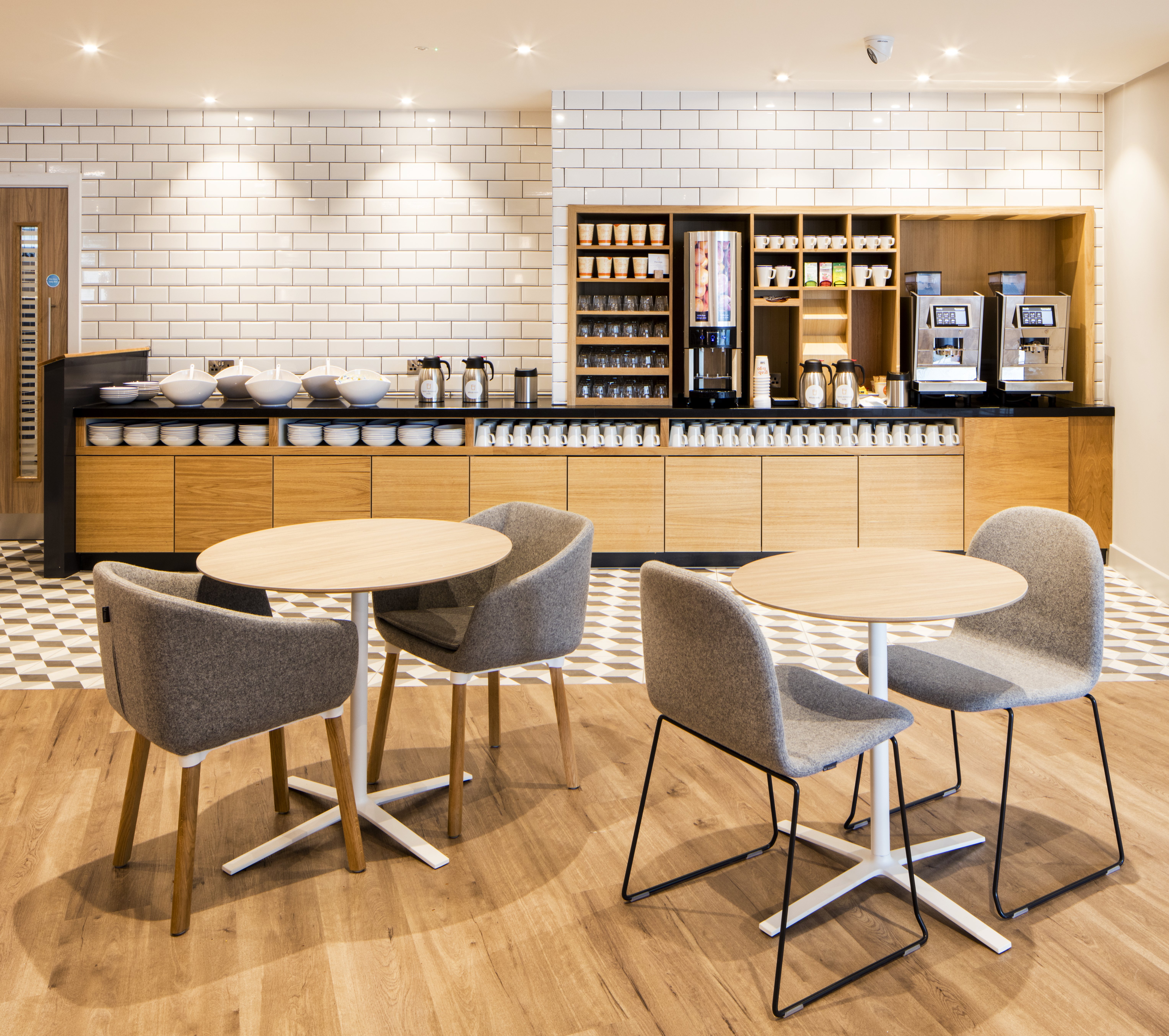 HOLIDAY INN EXPRESS DUBLIN CITY CENTRE 51/71
