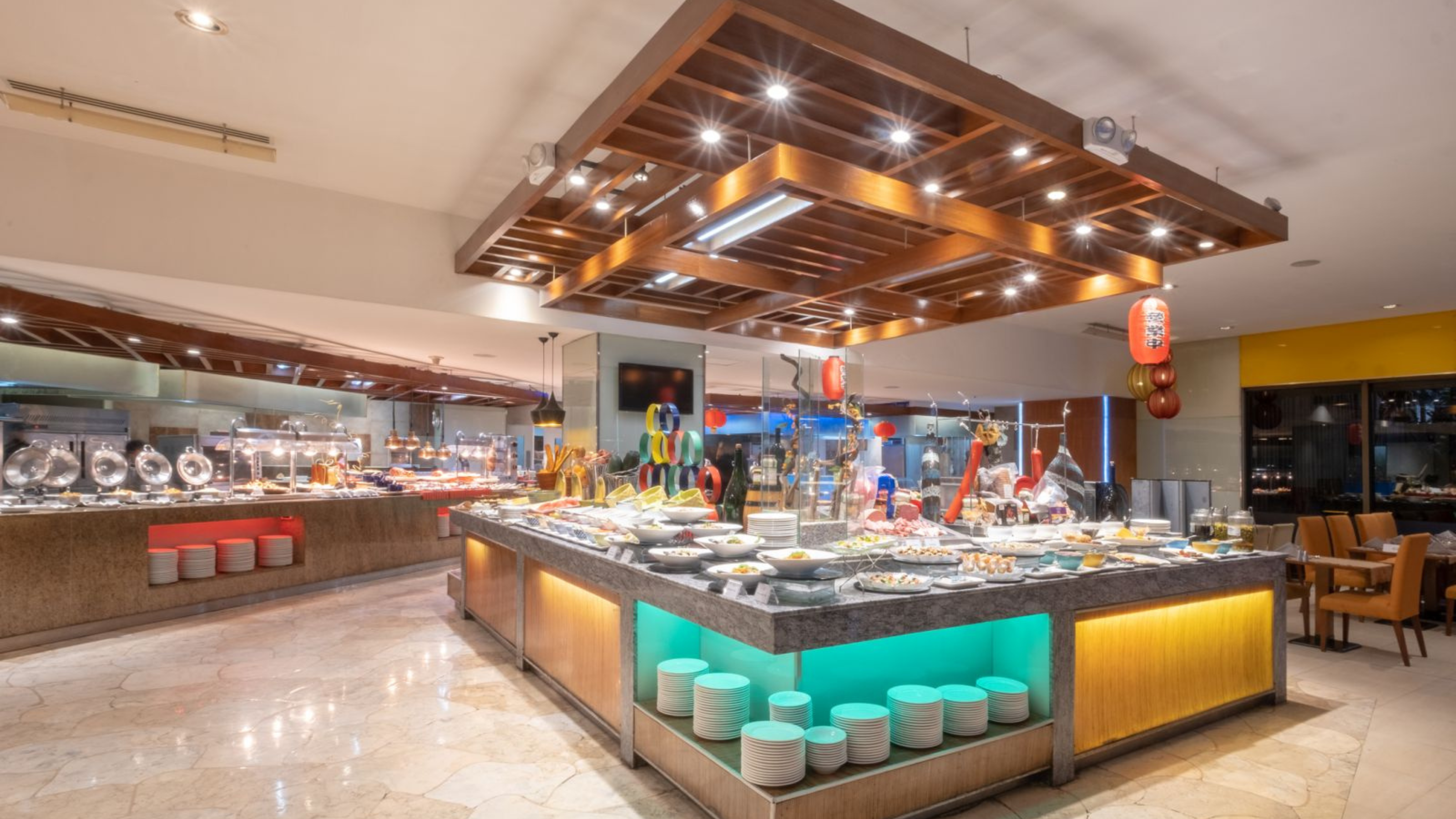Marco Polo Plaza Cebu 10/81