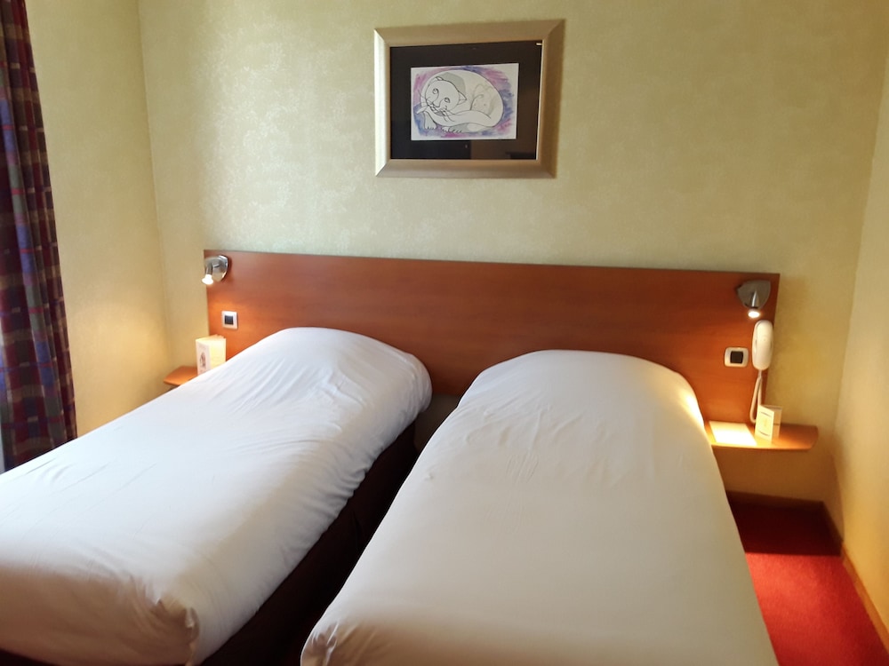 غرفة بسريرين منفصلين، In Situ Hotel 5/6