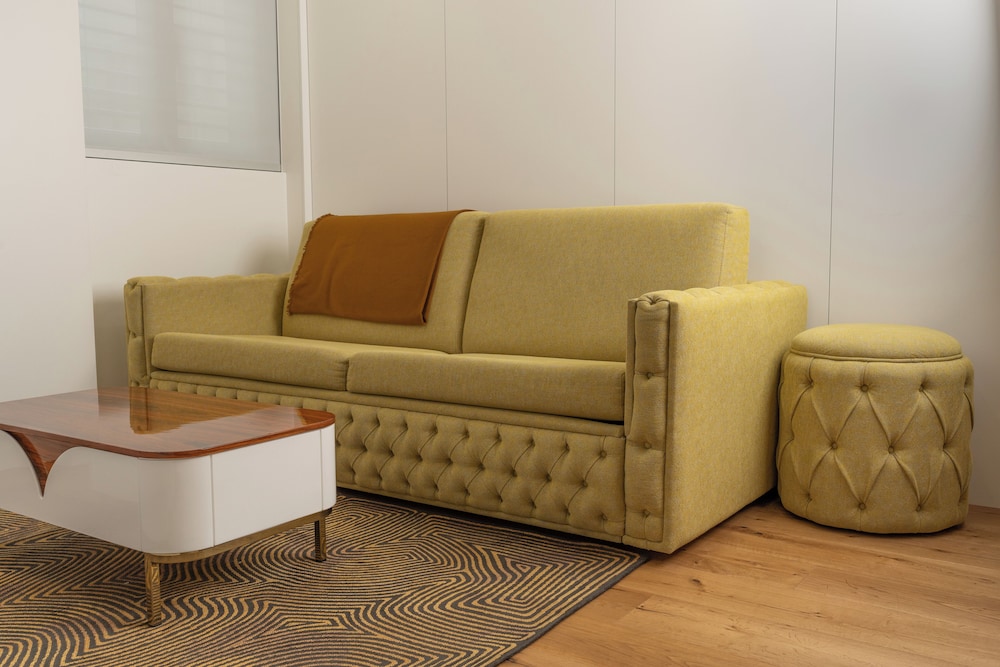 Metier Boutique Hotel 66/76