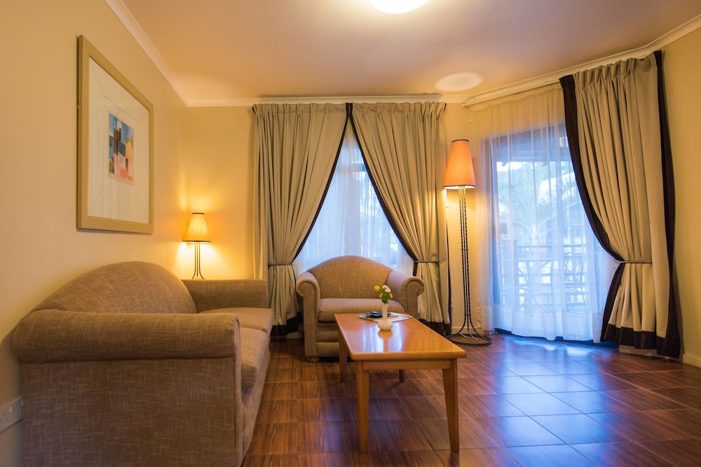 Protea Hotel by Marriott Dar es Salaam Oyster Bay 43/67
