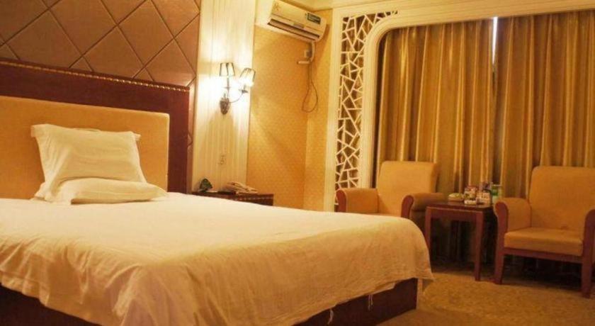 GreenTree Inn Liuan Shucheng Hean Road Business Hotel 32/49