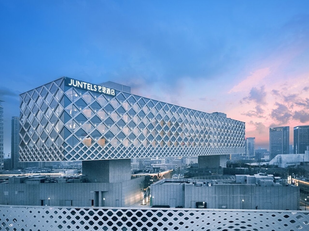 Juntels Binjiang Hangzhou 2/43