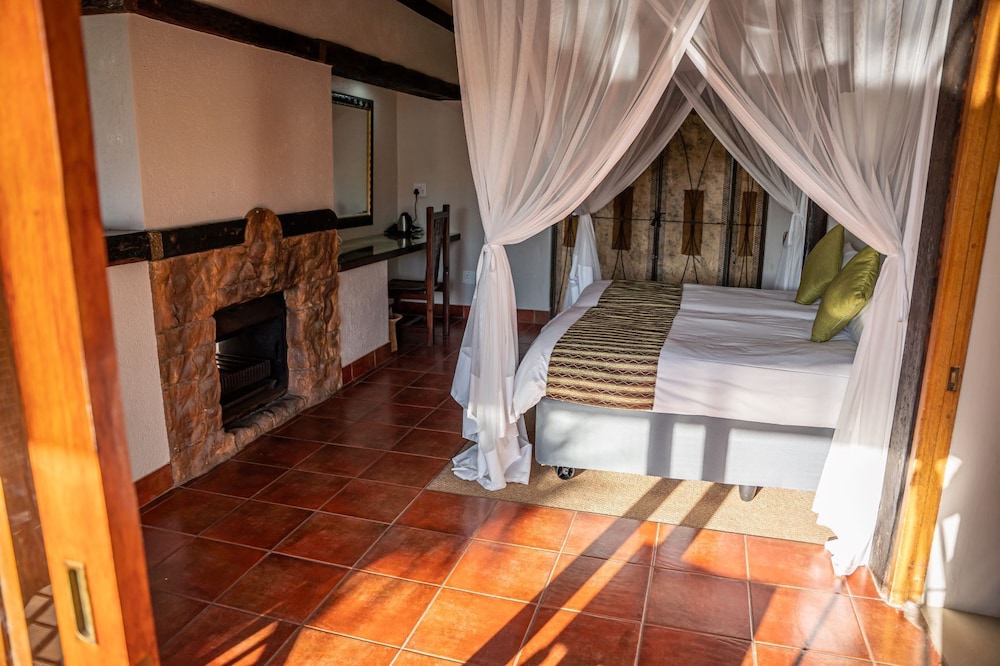 Umbhaba Lodge 22/65