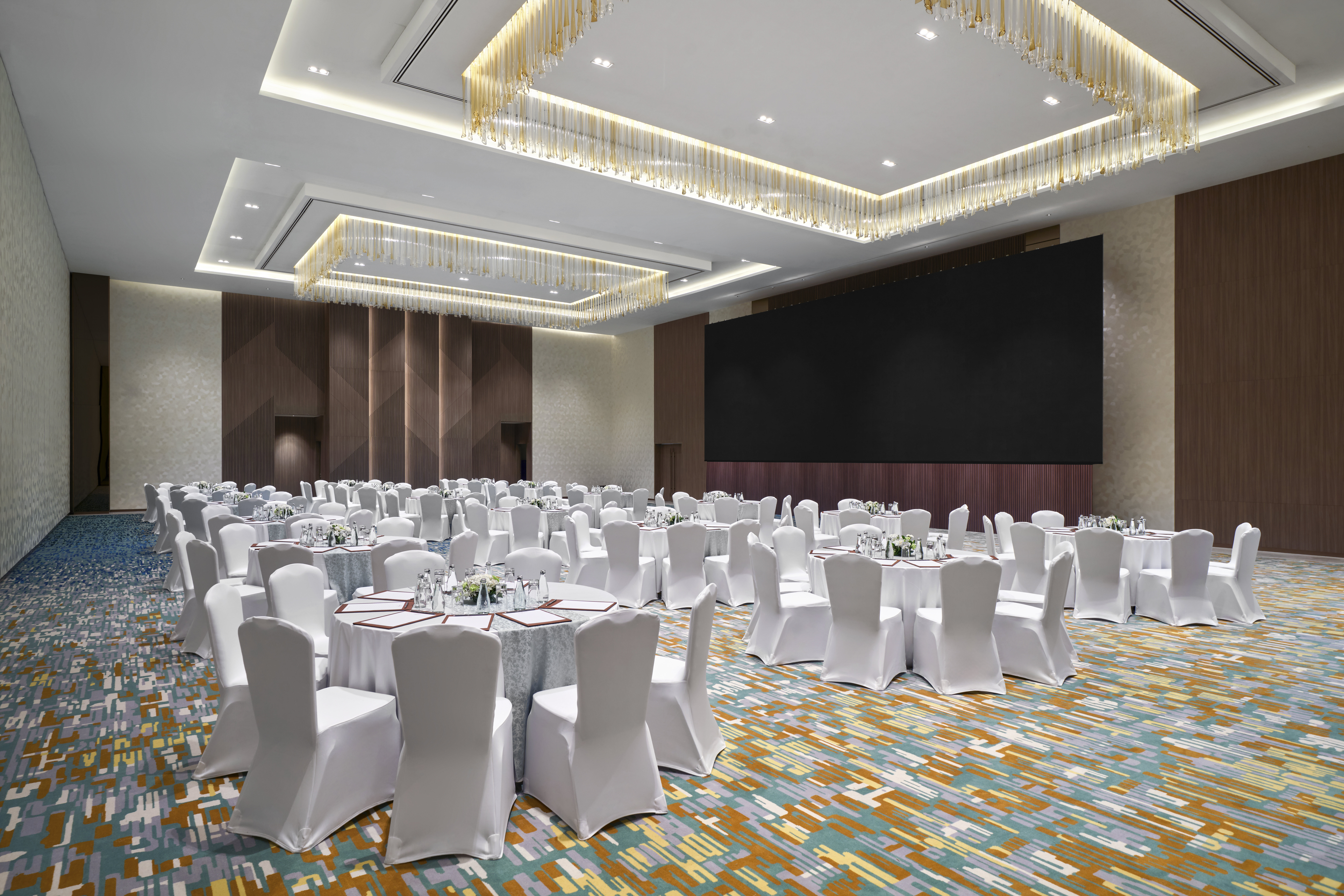 Holiday Inn & Suites VIENTIANE 38/42