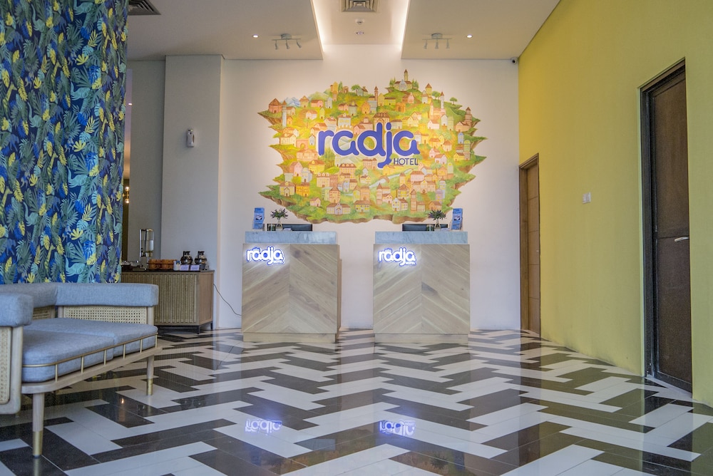 Radja Art And Boutique Hotel Semarang 2/66