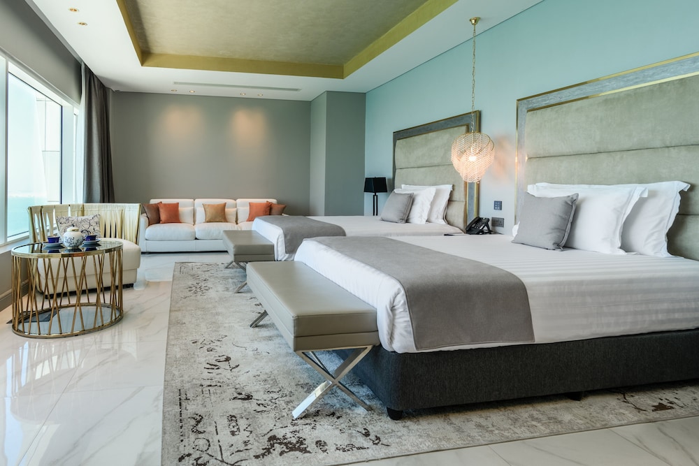 Centara West Bay Hotel and Residences Doha 27/78