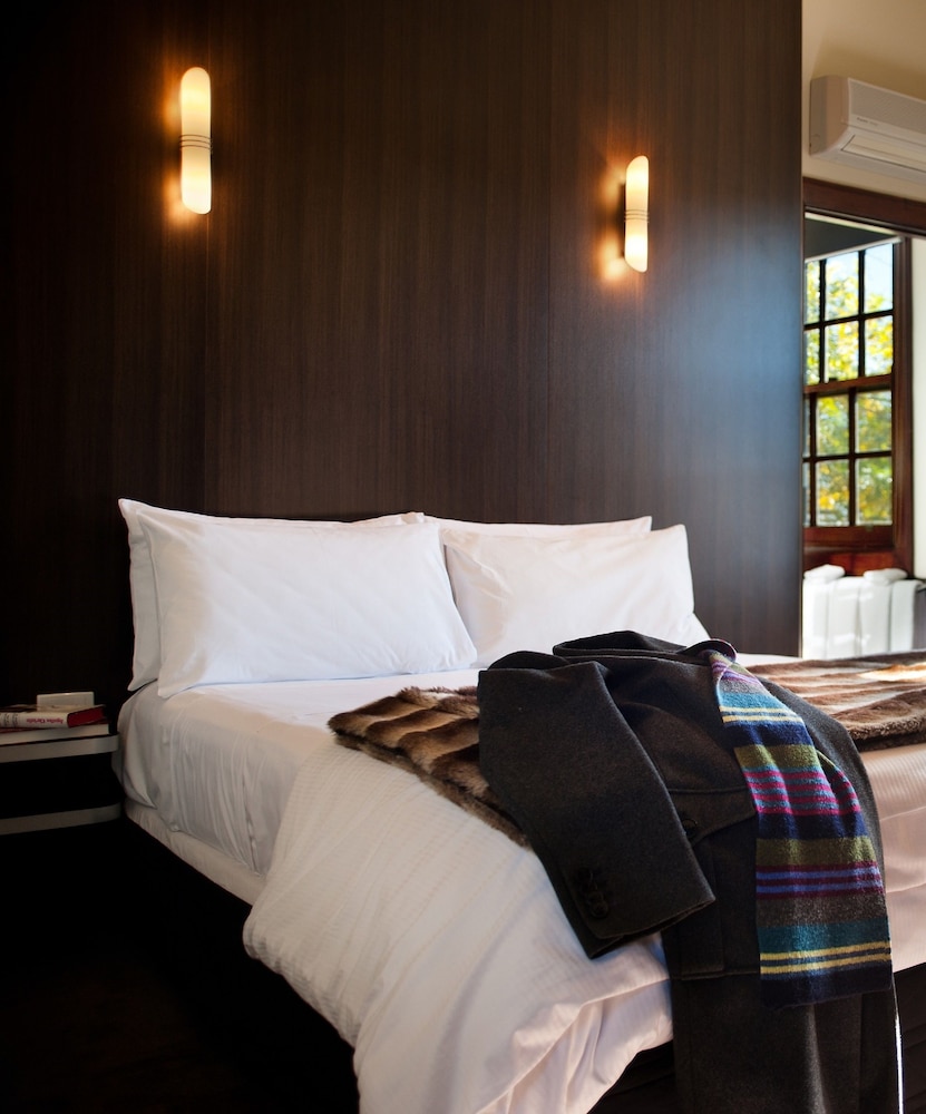Mineral Springs Hotel 20/50