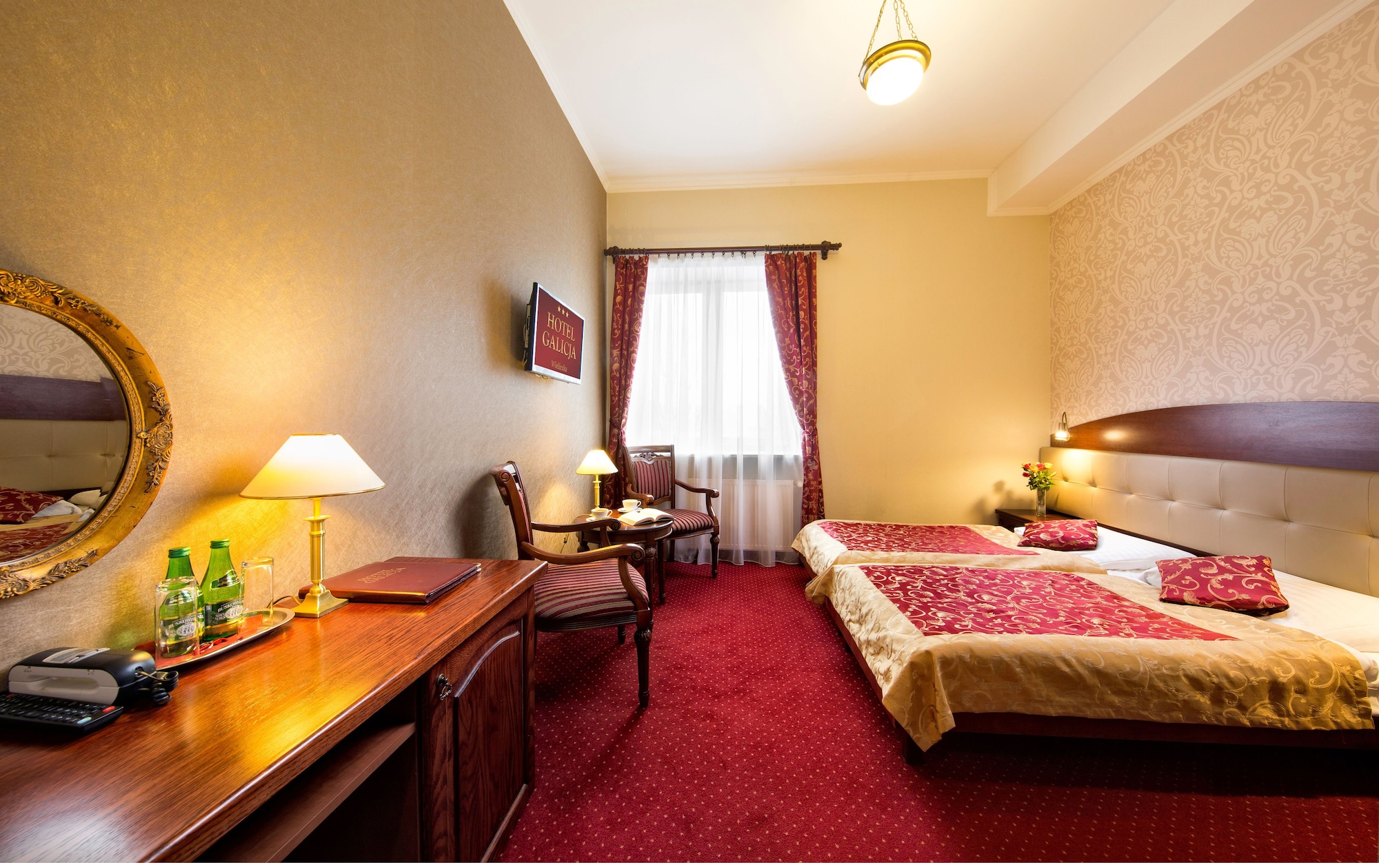 BASIC, TWIN BEDS