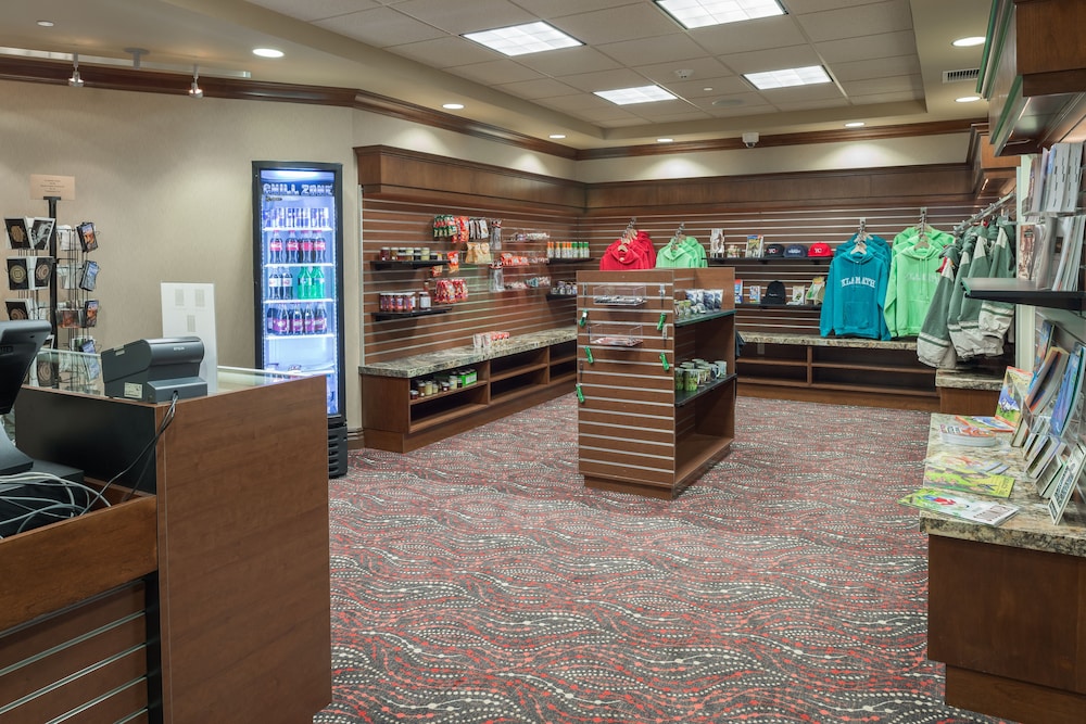 Holiday Inn Express Klamath - Redwood Ntl Pk Area 43/68