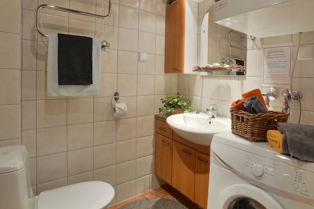 Superior, Apartment, Queen Bed, Sauna, Pet Friendly