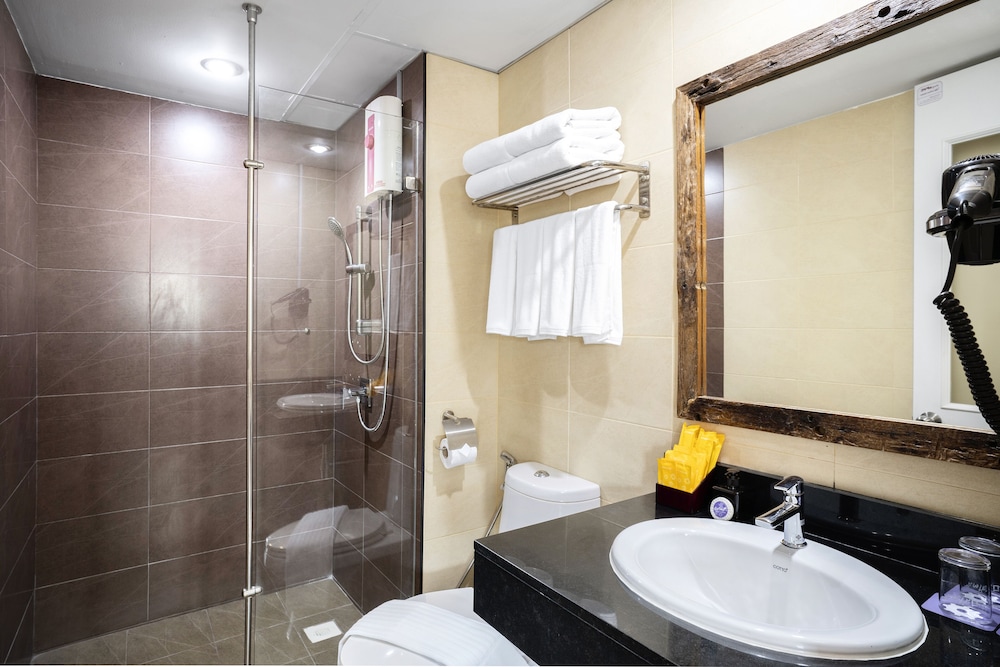 Mestyle Place Hotel 49/53