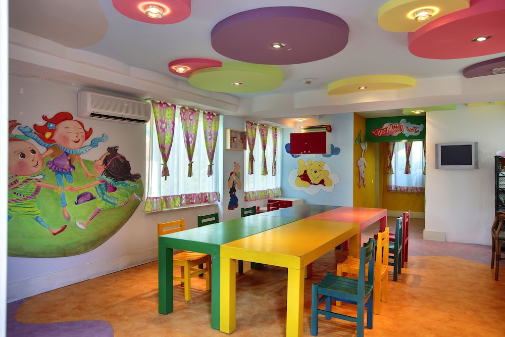 Sunis Evren Beach Resort Hotel and Spa 42/66