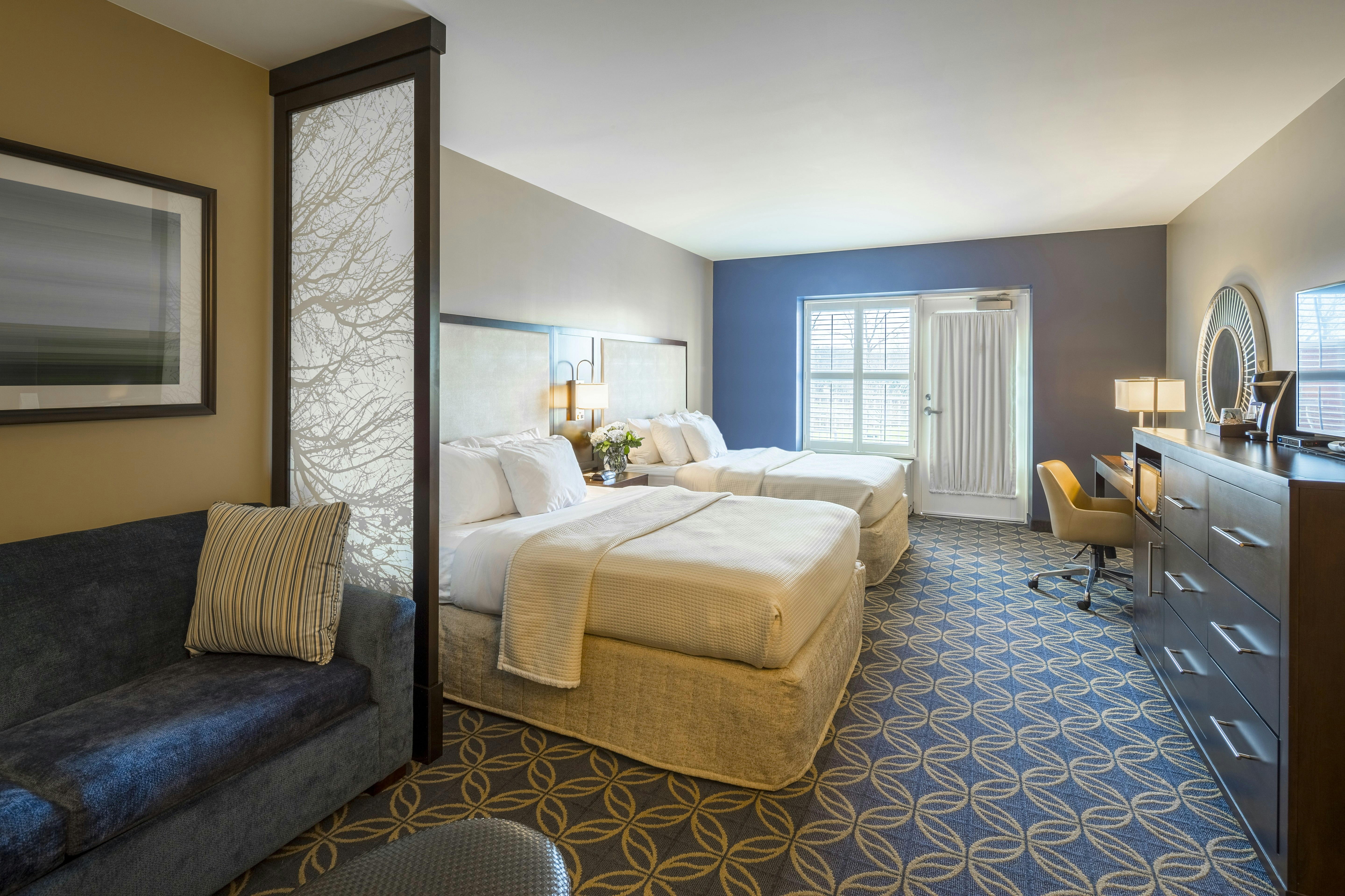 Nationwide Hotel and Conference Center 50/50