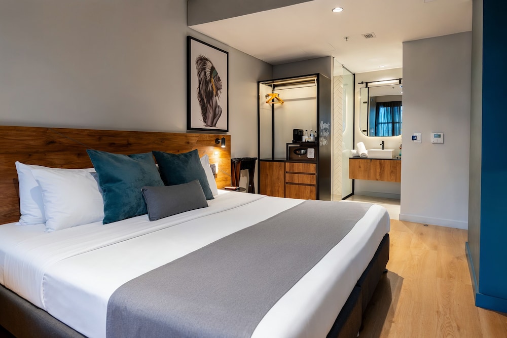 Hashtag 98 Hotel 18/55