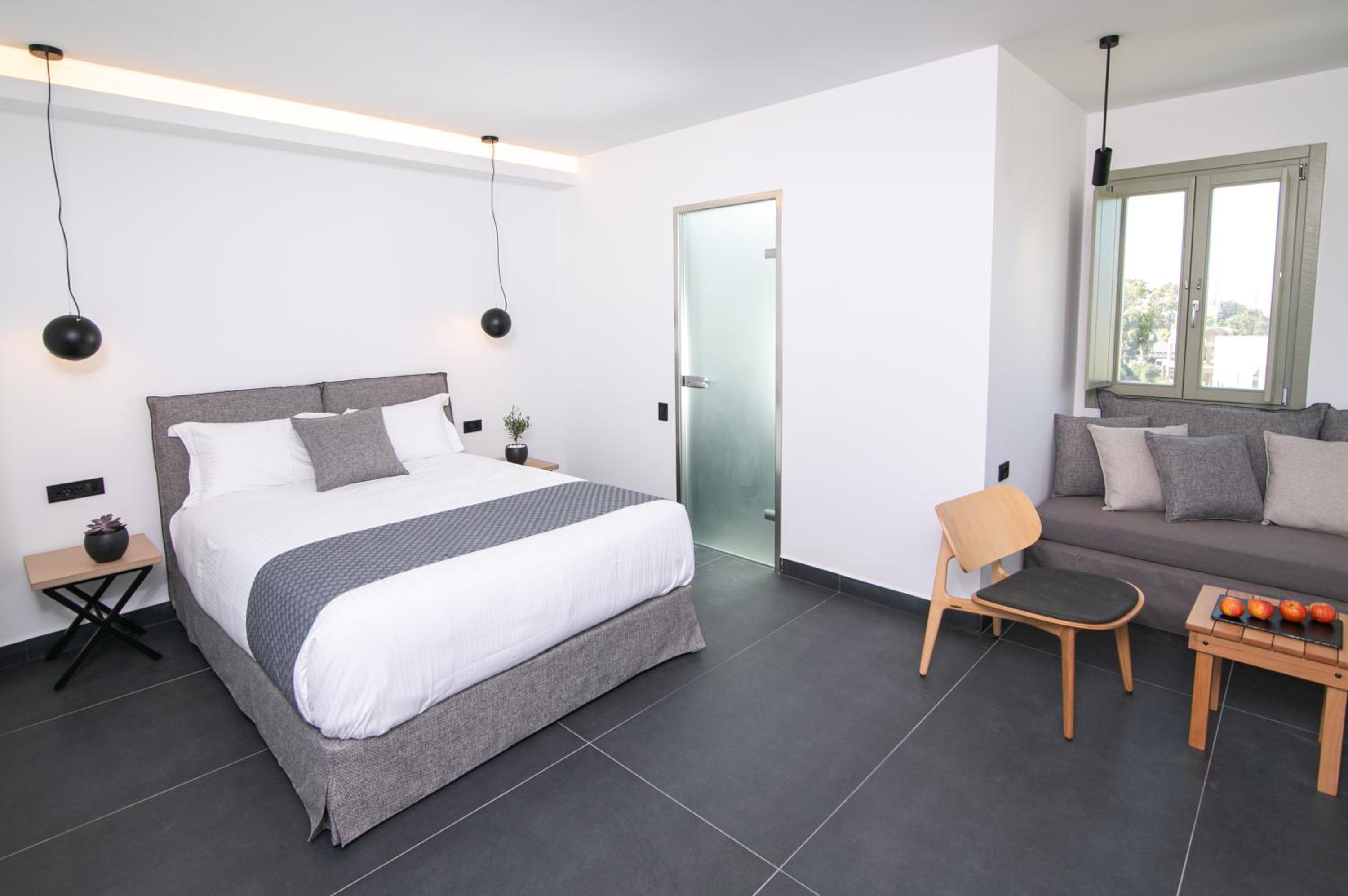 Honeymoon, Suite, Outdoor Jetted Tub