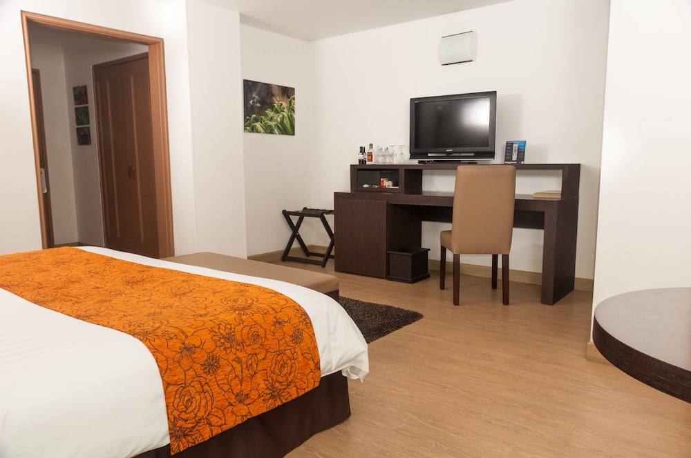 Hotel Parque 97 Suites 33/64