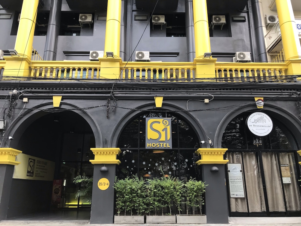 S1 Hostel 2/61