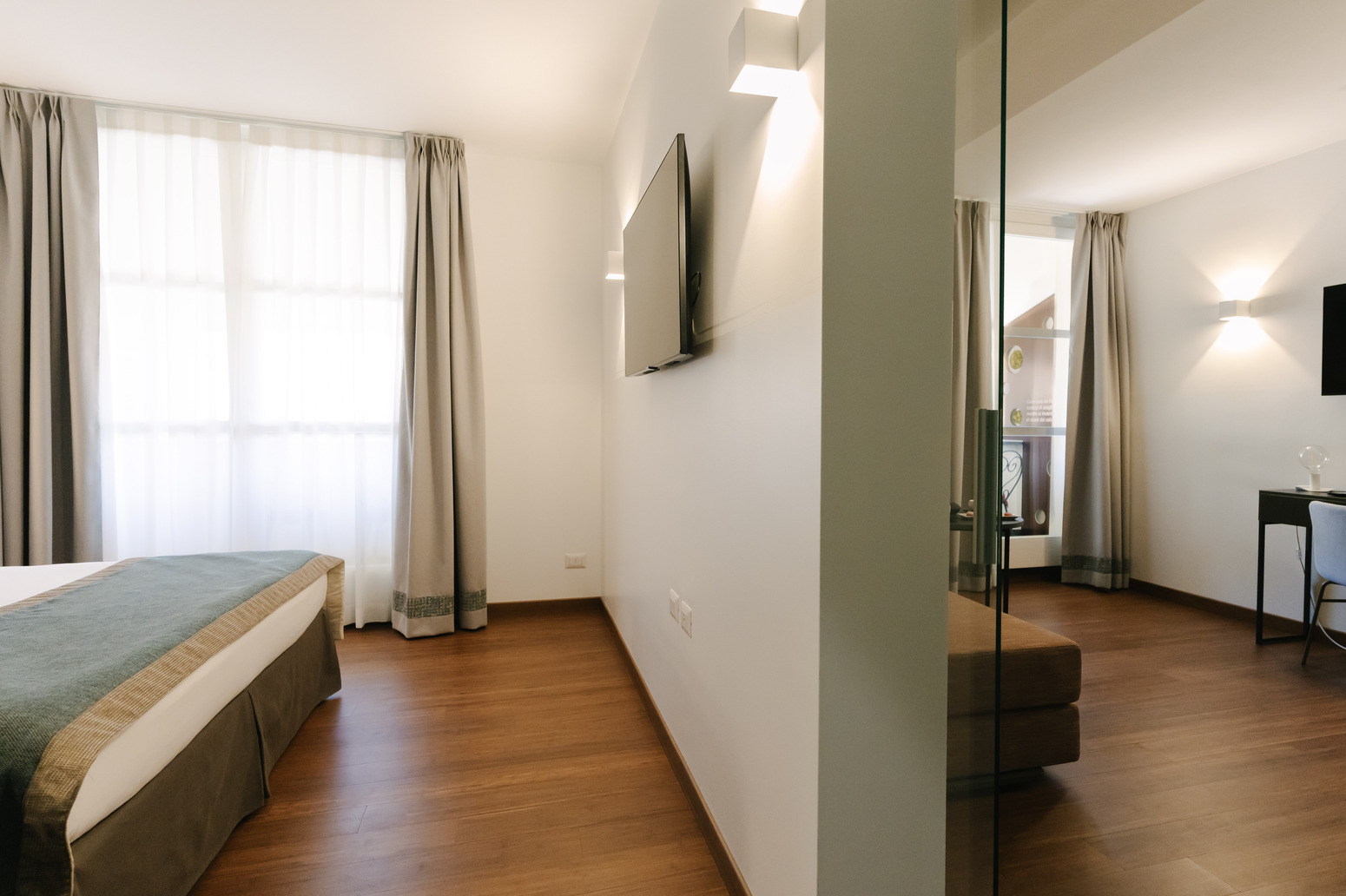 Room, Triple, Garden View, Grand Hotel Portovenere 2/3