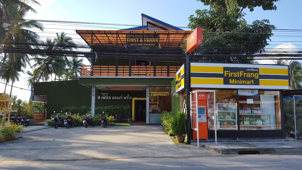 First & Frang Hotel 58/70