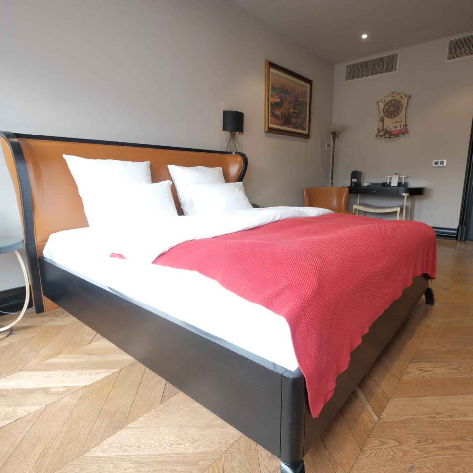SUPERIOR, DOUBLE BED, TOWER VIEW, BALCONY