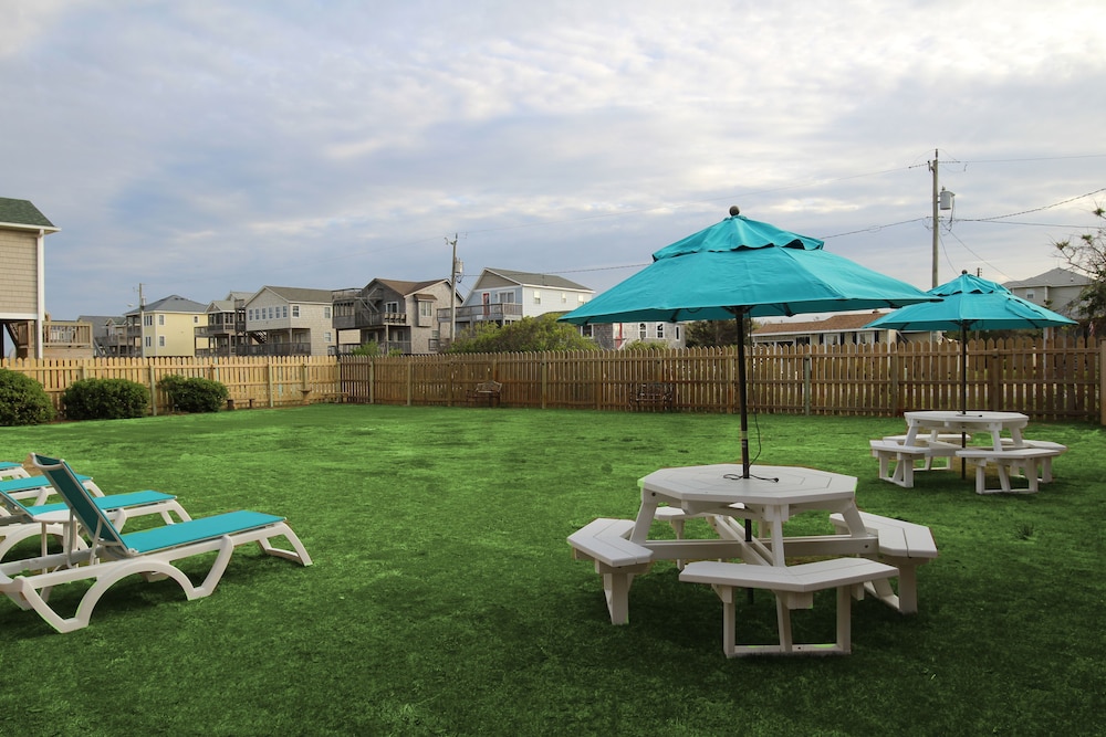 Nags Head Beach Inn by KEES Vacations 49/54