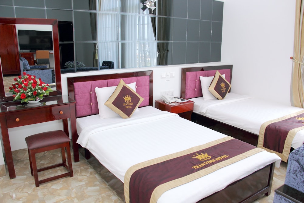 Tran Vinh Hotel 18/66