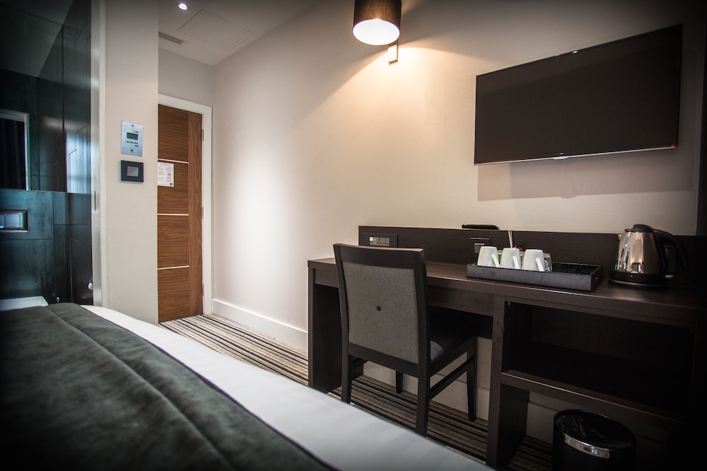The W14 Kensington 25/30