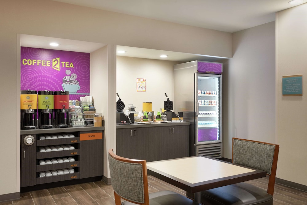 Home2 Suites by Hilton Orlando International Drive South 11/44