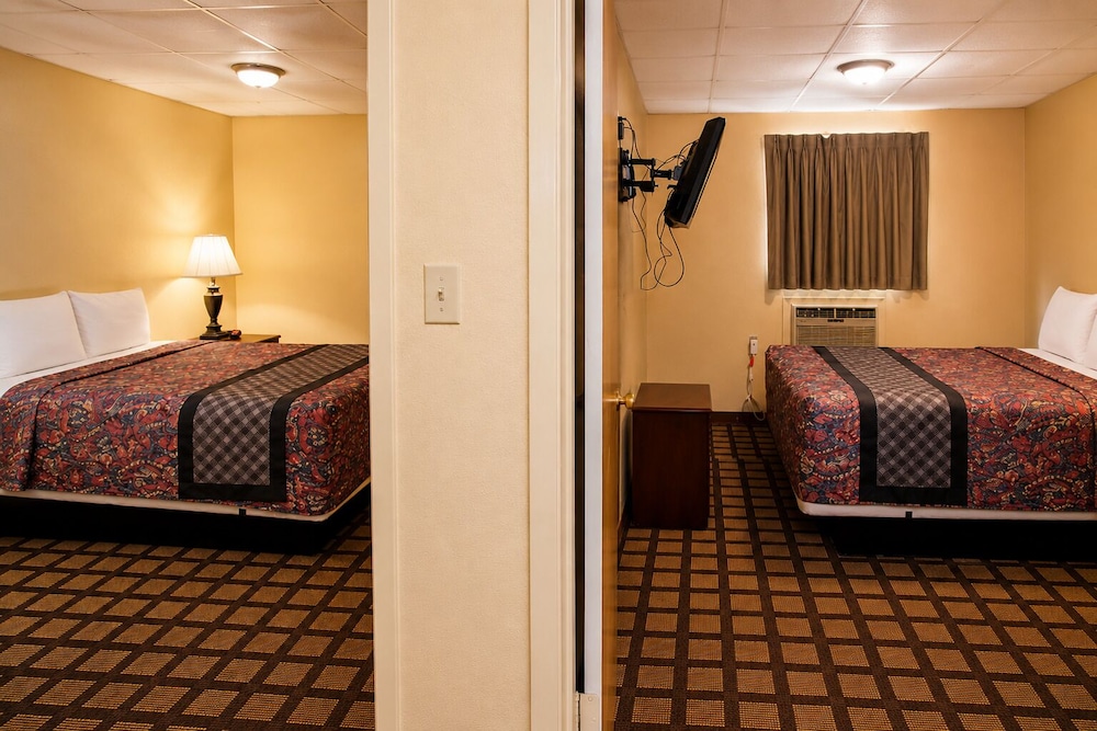 Extended Stay Snyder 32/51